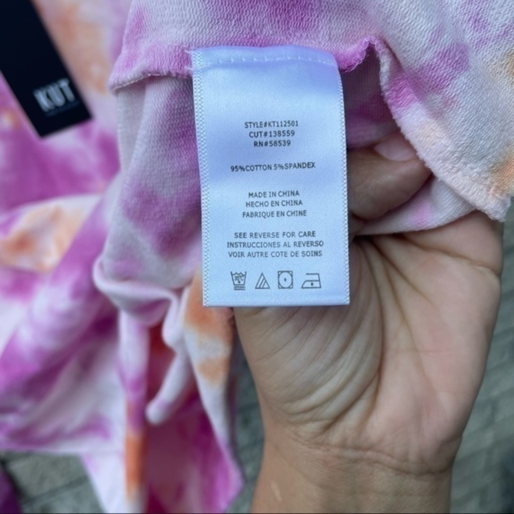 Kut from the Kloth Tie Dye Sweater  GG1 - Picture 3 of 6